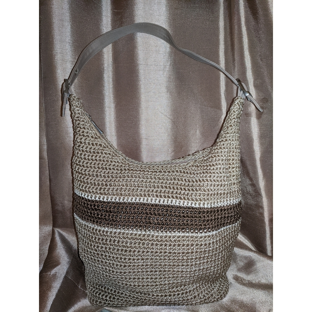 Beautiful crochet shoulder bag